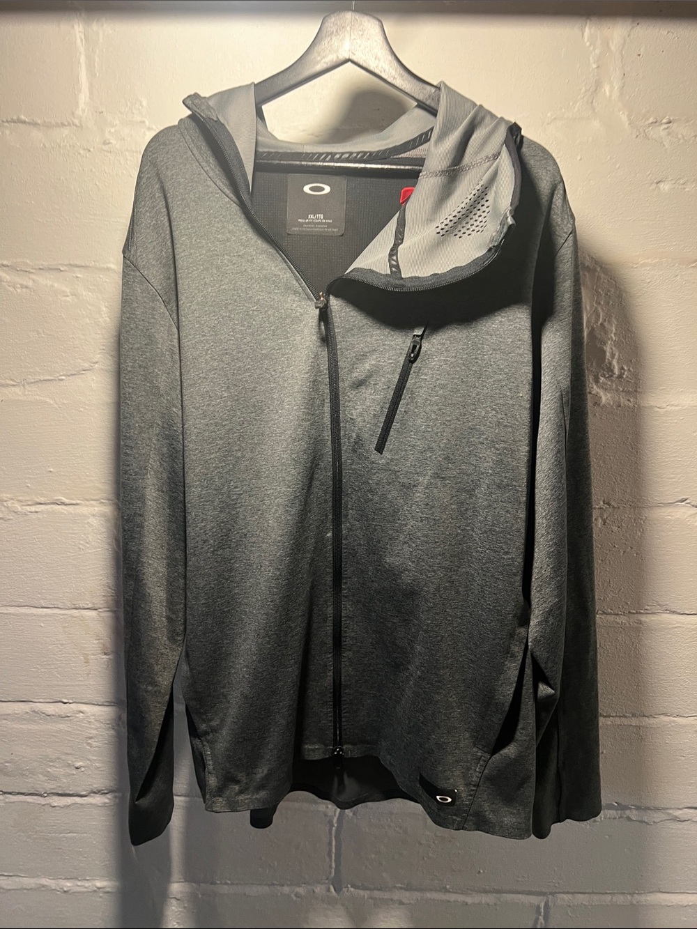 Oakley gray zip up hoodie XXL